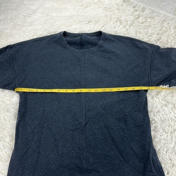Lululemon Cut Above Tee Heathered Naval Blue - Picture 2 of 6